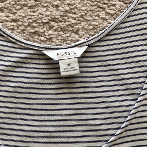 Fossil Top - Picture 2 of 3